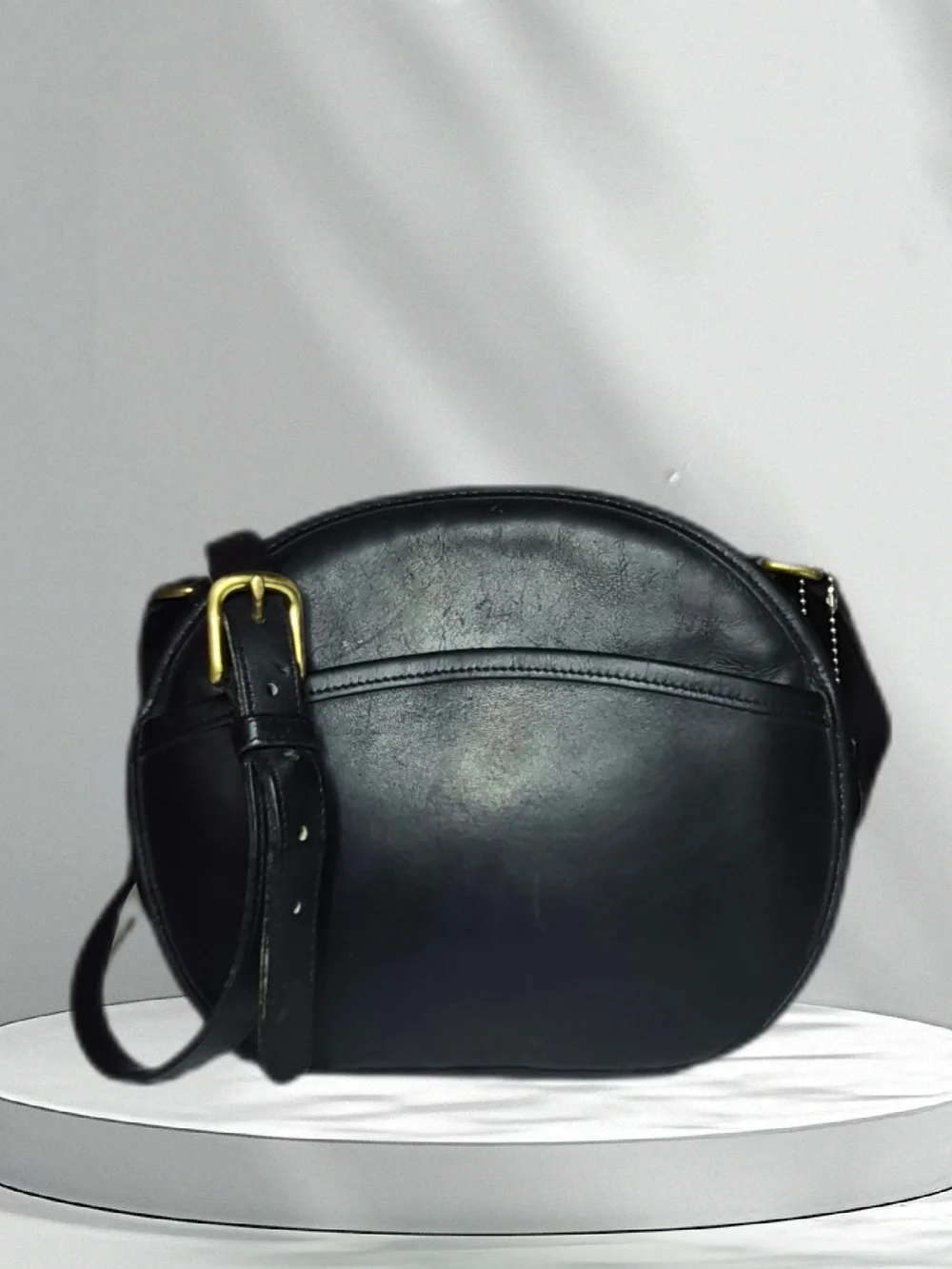 Vintage Coach Chester Csnteen Black Leather Crossbody Bag